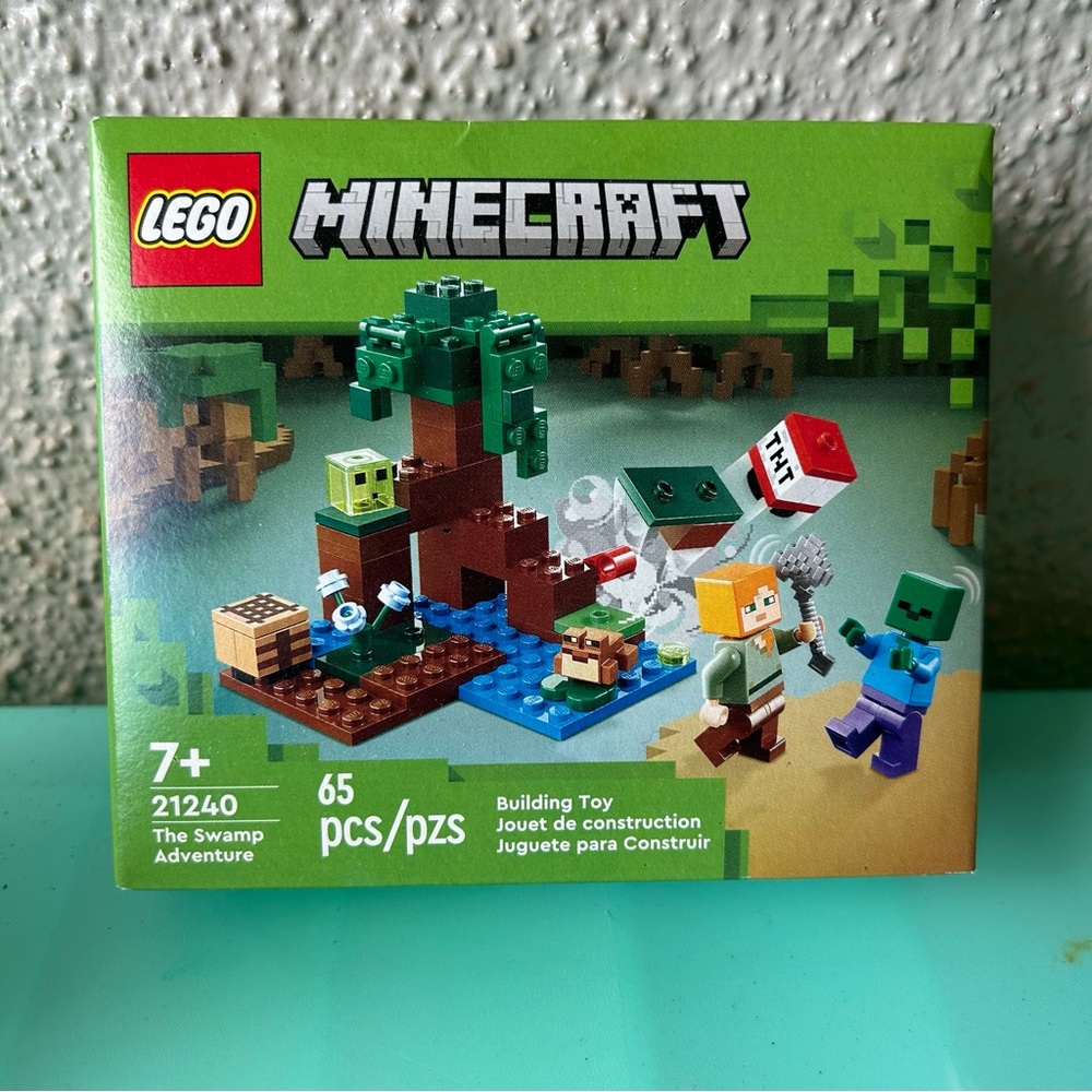 LEGO MINECRAFT: The Swamp Adventure 21240 building kit 65 Pieces NIB - Picture 1 of 7
